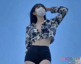  领导叫我出去应酬喝得烂醉回来看到姐姐在睡觉忍不住跟她强行发生关系