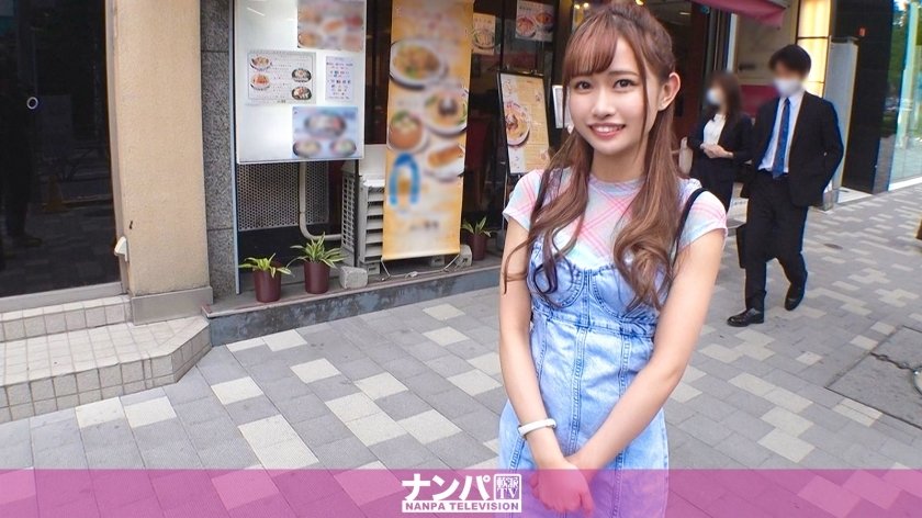 GANA-2501 向原宿女子展示魔术把感兴趣的女孩子带回酒店利用魔术逐渐色情诱导